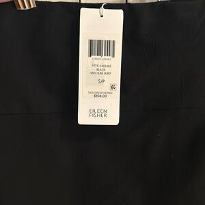 NWT EILEEN FISHER black crepe midi pencil skirt. Size s/p